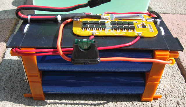 File:W7ki_pack_battery4.jpg